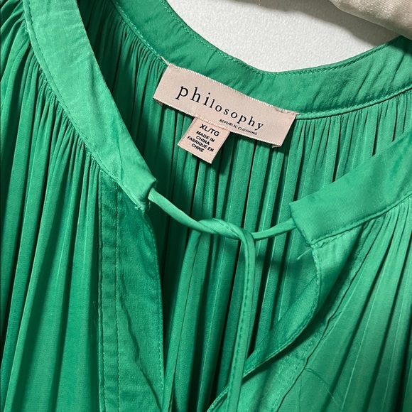Philosophy Emerald Green Blouse - Picture 2 of 3